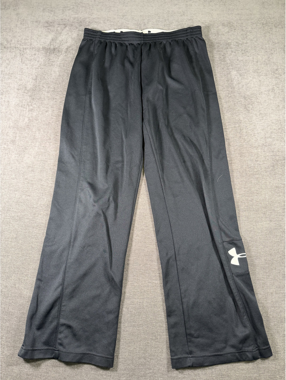 Under Armour Men's Black Semi-Fitted Athletic Pants LG